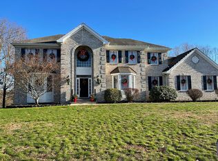 201 Kristine Ave, Manahawkin, NJ 08050