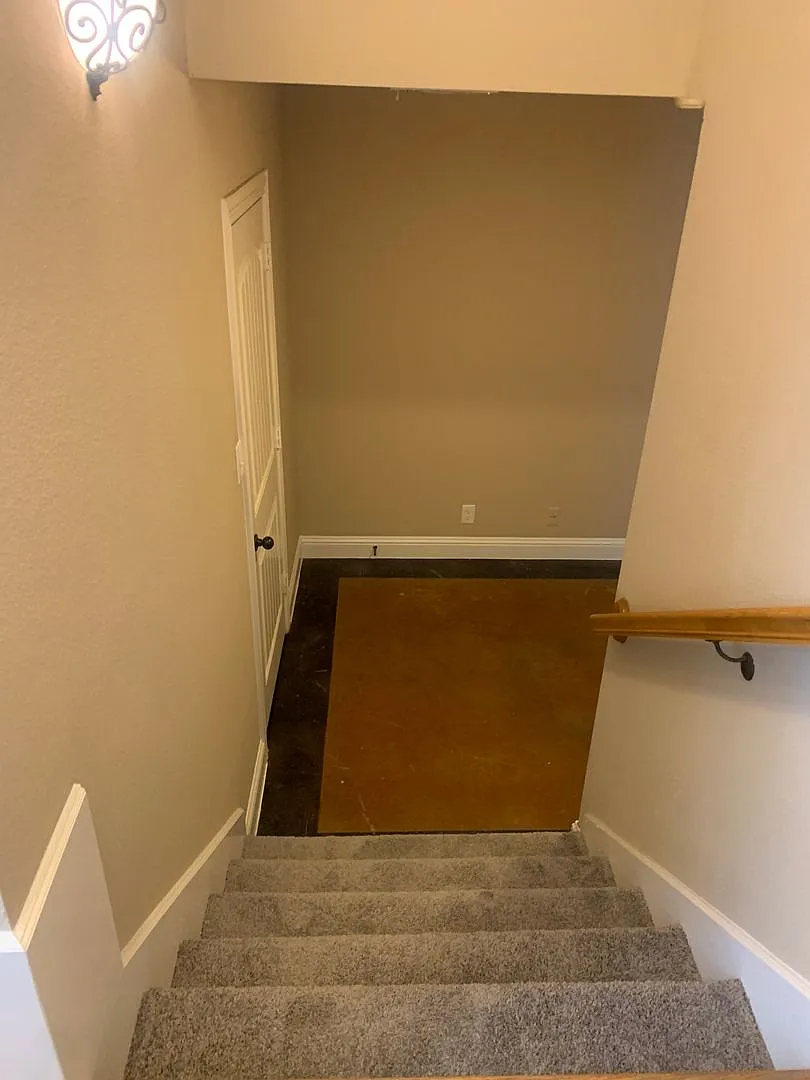 1303 Halcyon Place — Photo 3