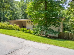 3 Finger Dr, Bella Vista, AR 72715