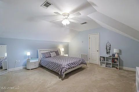 1st image of 13333 Twin Dr