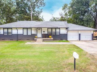 815 Parkview St, Kilgore, TX 75662