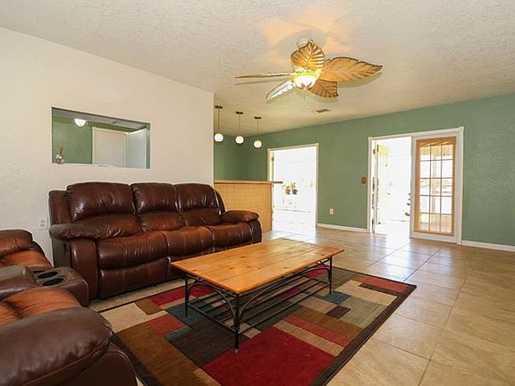 5th image of 18851 Ashcroft Cir