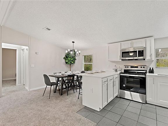 5th image of 4416 Country Trails Dr