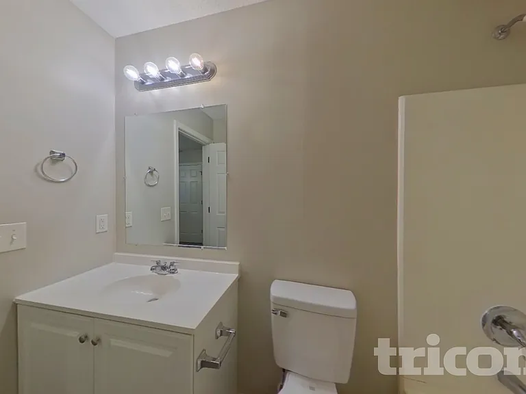 76 Springway Dr — Photo 14