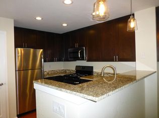 4879 White Rock Cir UNIT 4879E, Boulder, CO 80301