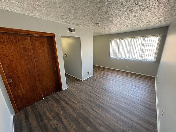 4th image of 1910 J St #204