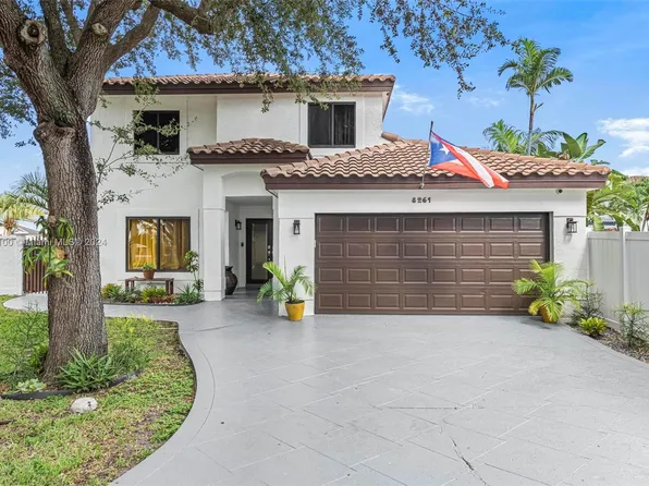 8261 NW 198th St, Hialeah, FL 33015