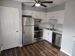 931 SW Kingscross Rd #1, Blue Springs, MO 64014