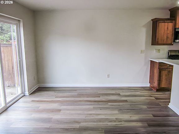 5th image of 7812 NE 19th Way