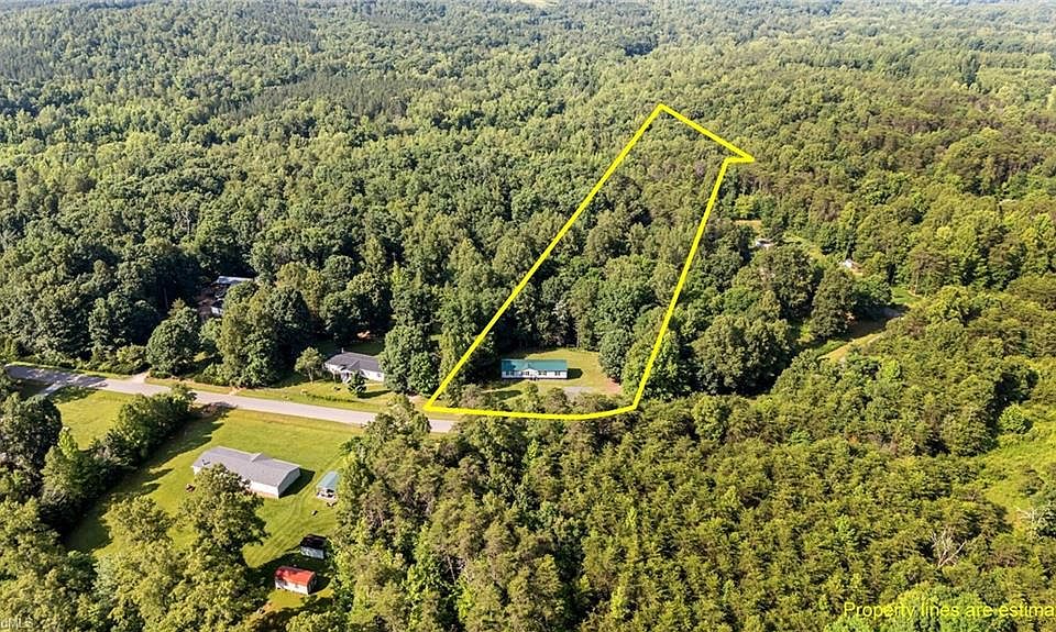 1st image of 140 Amy Ln