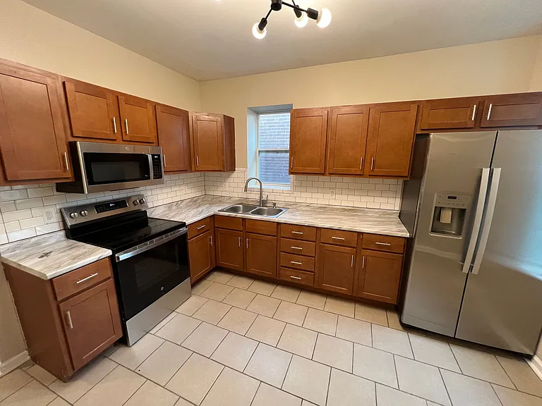 3240 Liberty St #1STFLOOR — Photo 2
