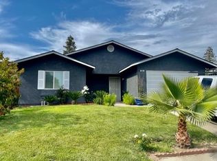 891 King St, Parlier, CA 93648