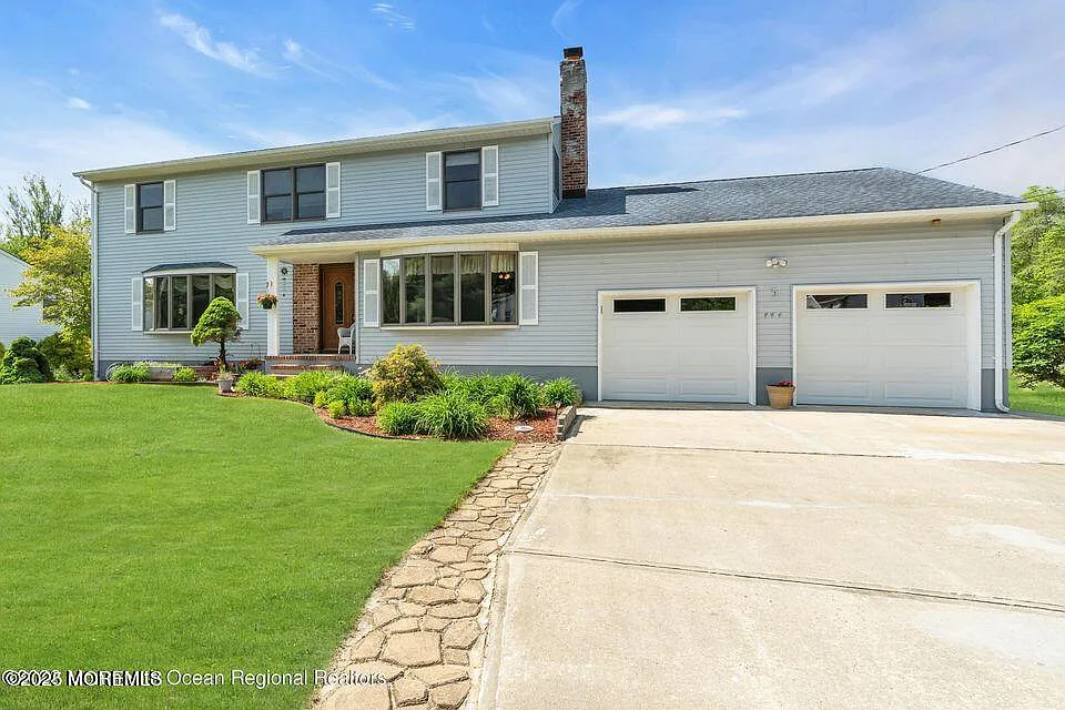 444 Pfister Road photo 1