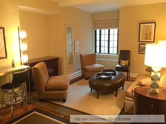Rented by Steven Corcoran Real Estate | media 1