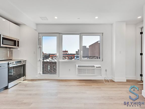 3rd image of 1181 Fulton St #6AA