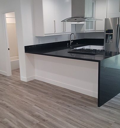 3rd image of 14436 Emelita St APT C