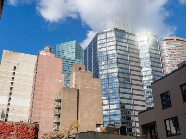 251 East 51st Street image 16 of 23