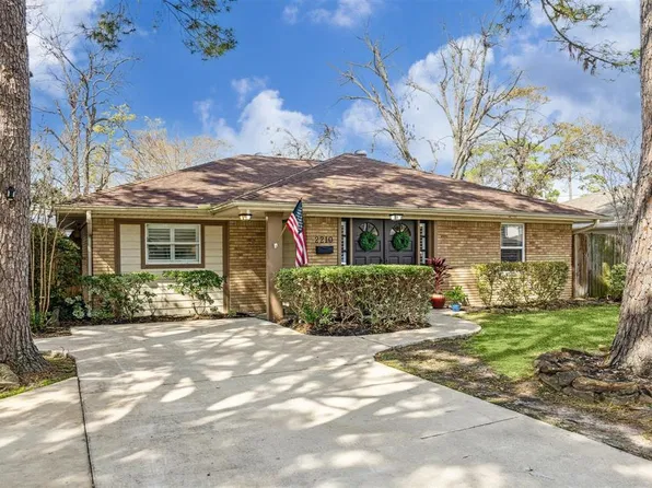 2210 Wakefield Drive, Houston, TX 77018