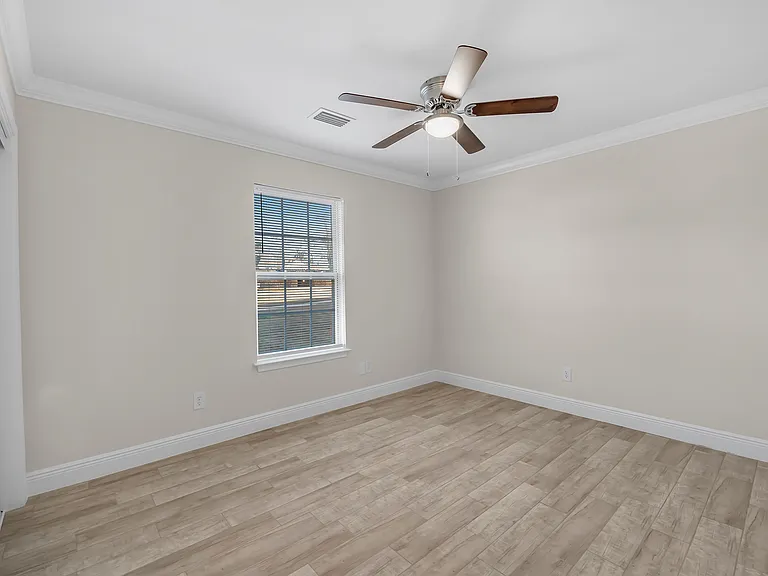 Robertsdale Village Apartments — Photo 48