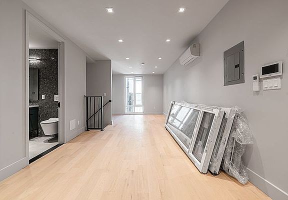 2nd image of 263 McGuinness Blvd #1B