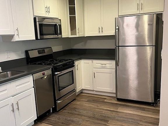 4th image of 33 Driftwood St #20193815