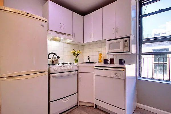 Rented by EXP Realty NYC | media 17