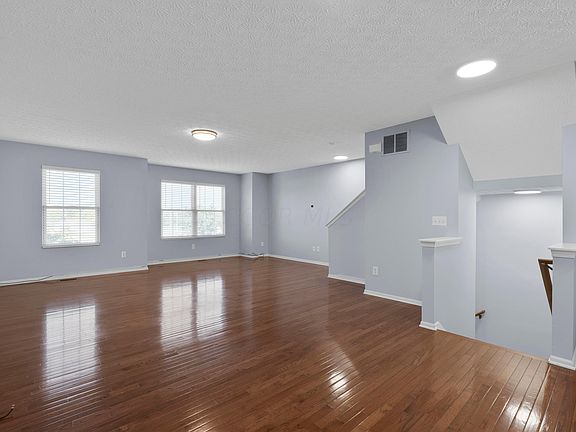 4th image of 5464 Bull Creek Dr #102