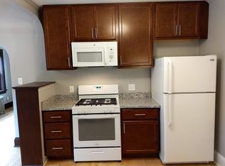 3355 S Kinnickinnic Ave, Milwaukee, WI 53207