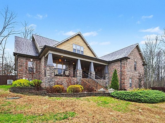 3rd image of 548 Strudwick Dr