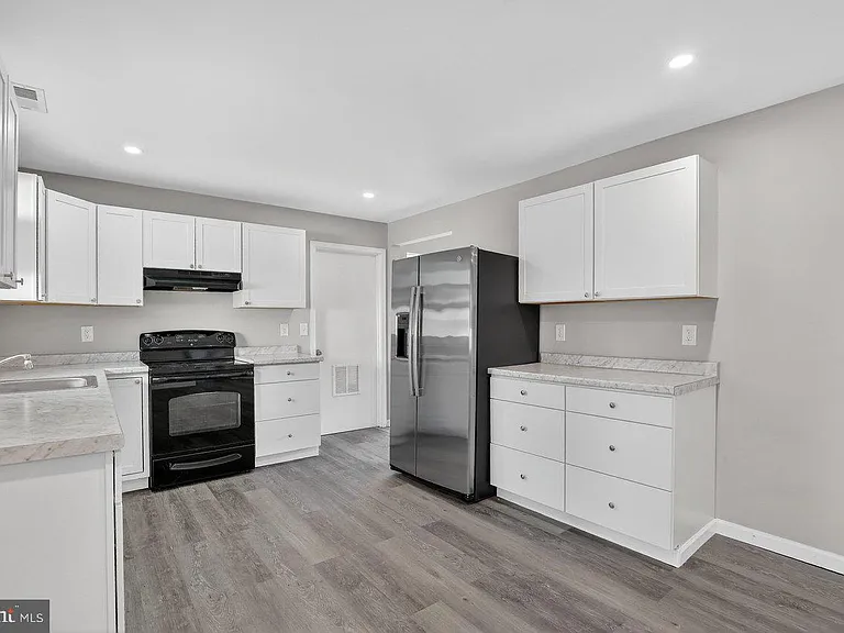 1102 Evergreen Blvd — Photo 10
