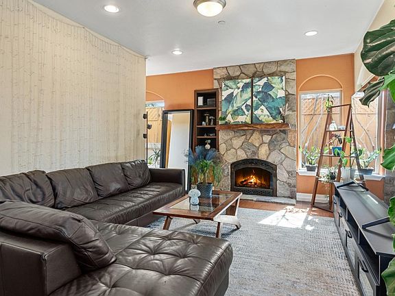 3rd image of 319 Keystone Ave