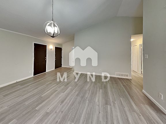 3rd image of 2545 Galemeadow Dr