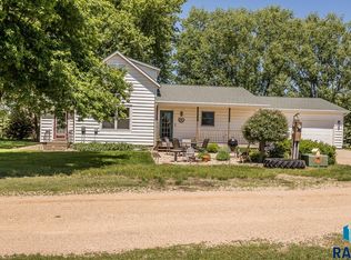 870 170th Ave, Luverne, MN 56156