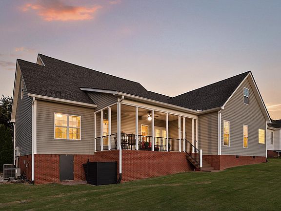 3rd image of 244 Hunting Ridge Cir