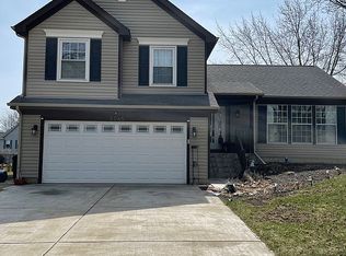 2065 Pennsbury Ln, Hanover Park, IL 60133
