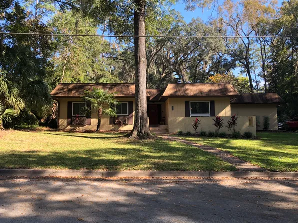 325 NW 28th St, Gainesville, FL 32607