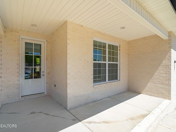 2nd image of 2310 Birch Hollow Ln