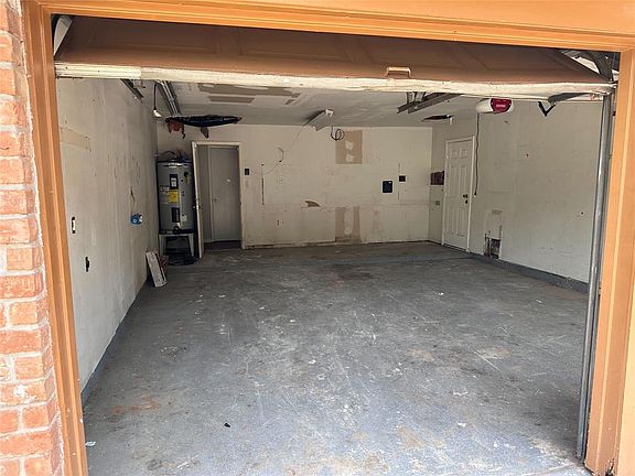 2nd image of 14142 Rosetta Drive