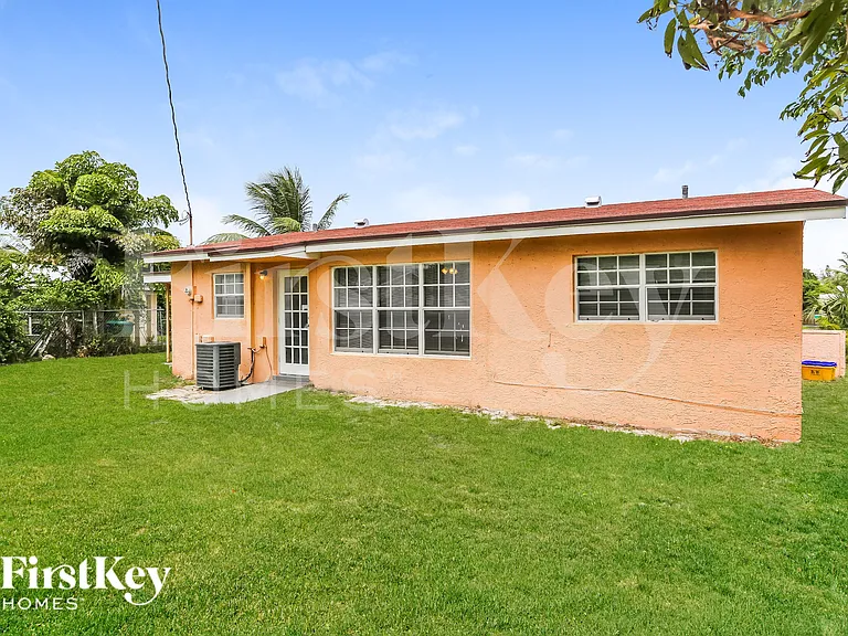 1411 NW 3rd St — Photo 17