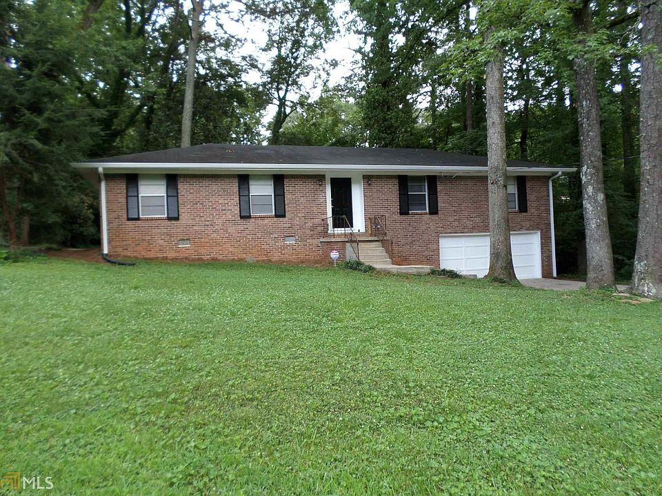 1st image of 4437 Lake Breeze Dr