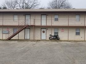 607 N 20th St, Killeen, TX