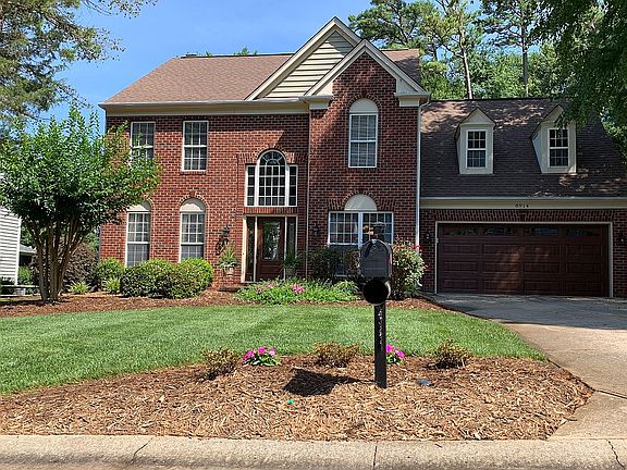2nd image of 8914 Lizzie Ln