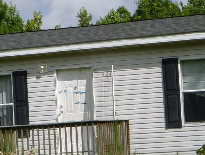 2nd image of 6052 Colinda Ln NW
