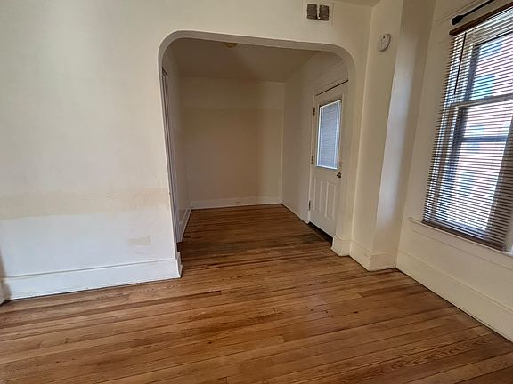 4th image of 6 Rustic Pl APT 2