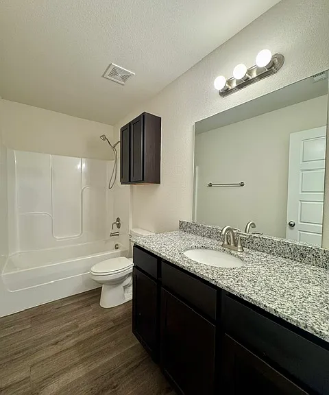 507 Ashwood St — Photo 24