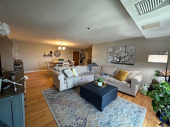 5th image of 39 Parlin St APT 605