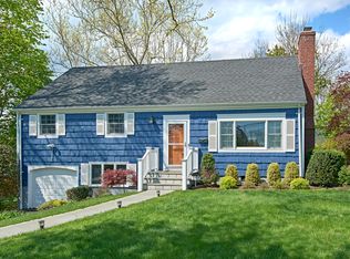 15 Burdsall Dr, Port Chester, NY 10573