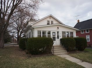 751 Edison St, Geneva, IL 60134