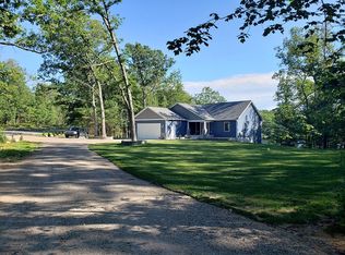 8215 S 116th Ave, Rothbury, MI 49452