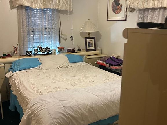 2nd image of 5017 W 11th Ave